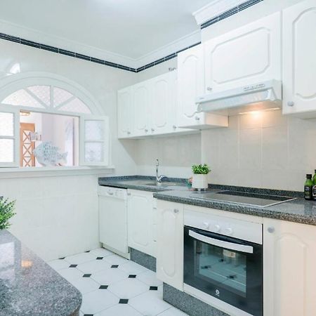 푸엔히롤라 Family Aguamarina Front The Sea Free Parking 아파트 외부 사진
