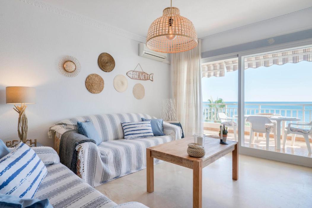 푸엔히롤라 Family Aguamarina Front The Sea Free Parking 아파트 외부 사진
